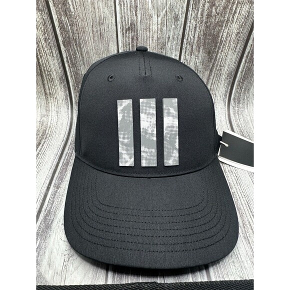 NWT Adidas Tour 3 Stripe Men’s SnapBack Golf Hat Cap Black Camo Raised Logo Osfa - Picture 1 of 6